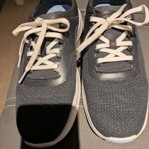 Olukai Black Island Hopper sneakers black 9